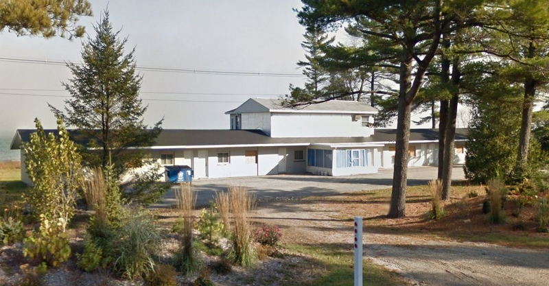 Victoria Motel (Mill Creek Motel) - 2022 Street View (newer photo)